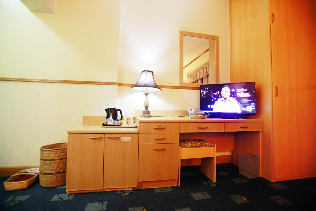 Shangri-La Hotel Uganda カンパラ 部屋 写真