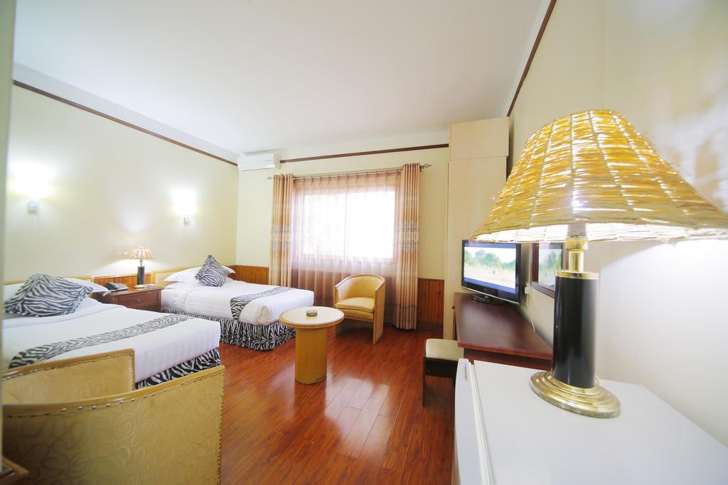Shangri-La Hotel Uganda カンパラ エクステリア 写真