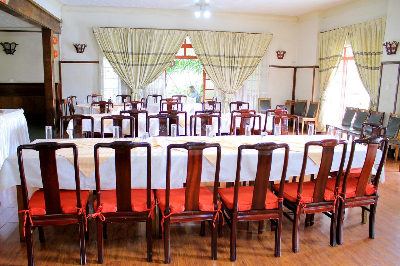 Shangri-La Hotel Uganda カンパラ エクステリア 写真
